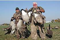 How much do you think the big goose weighs?